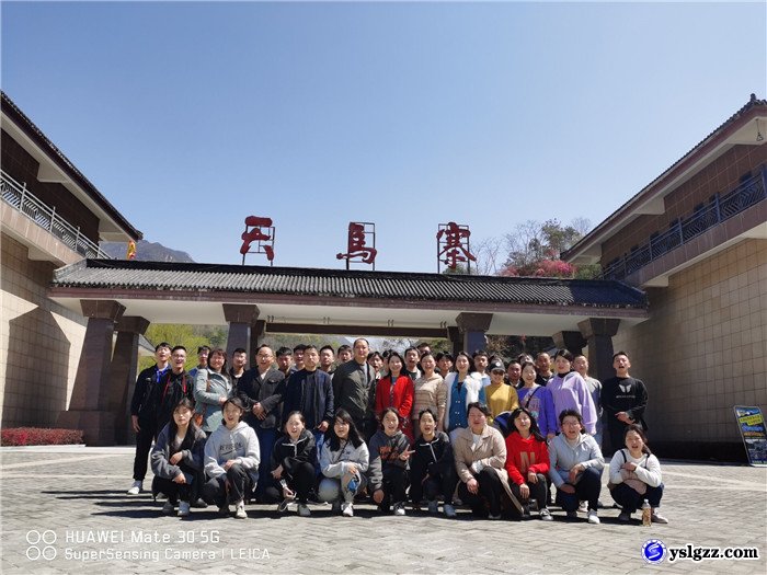 扬理想风帆  写满意答卷