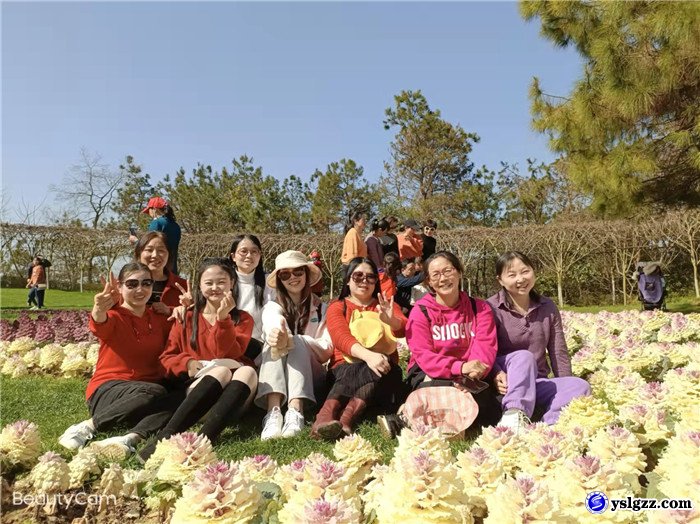 人间最美三月天 巾帼花开别样红