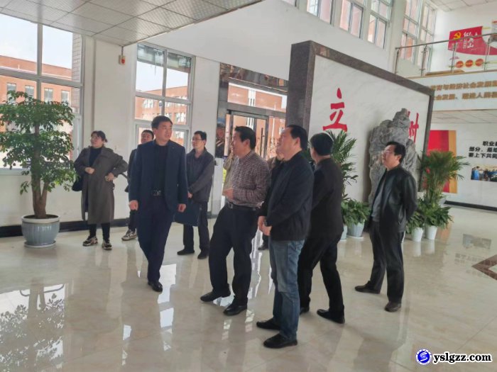 黄冈市委统战部到我校调研民族团结教育工作