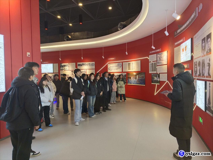 体验多元文化  激励学子成才——我校高三优秀学生赴黄冈研学实践活动