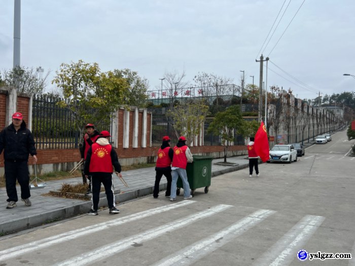 青春志愿红：理工中专＂雷锋月＂志愿行动绘就文明新画卷