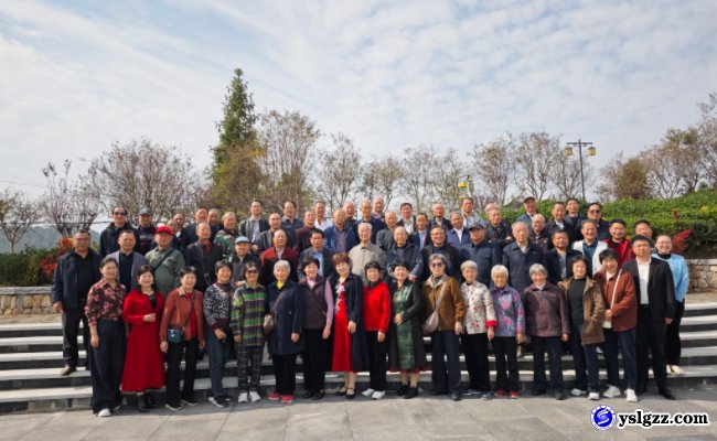 情暖重阳话初心 薪火相传向未来