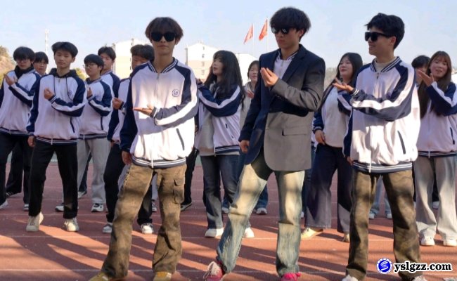 青春赛场绽芳华 盛会收官启新篇